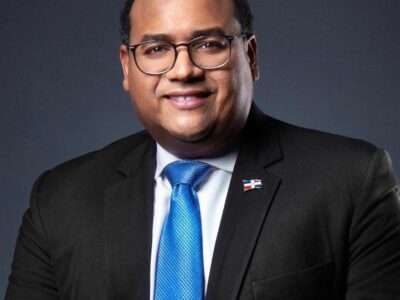 El superintendente de Electricidad Andrés Astacio fue electo como presidente de la Asociación Iberoamericana (ARIAE)