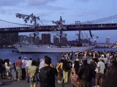 Dos muertos y más de 20 heridos tras colisión del buque escuela Cuauhtémoc con el puente de Brooklyn