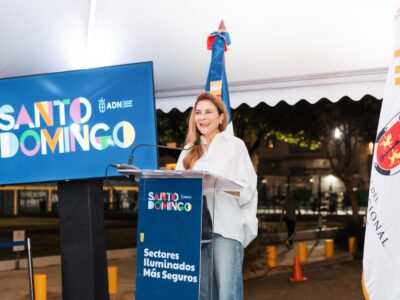 Carolina Mejía mejora la seguridad del Evaristo Morales con la instalación de 302 luminarias led
