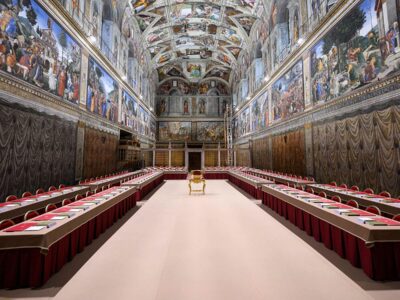 La Constitución vaticana y los ritos del cónclave, claves para los cardenales al elegir al nuevo papa