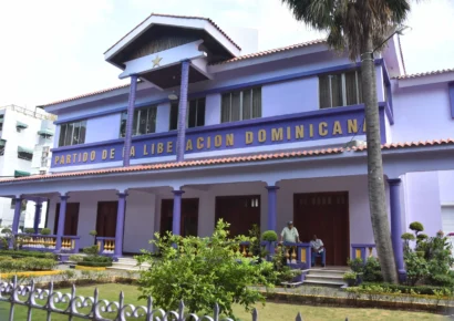 TSE impide al PLD elegir candidato presidencial en el primer trimestre de 2026