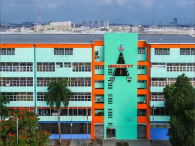 DIGESETT investiga enfrentamiento entre agente y ciudadano en la avenida John F. Kennedy