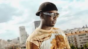 Muere Werenoi, el rapero que rompió récords de ventas en Francia en 2023 y 2024