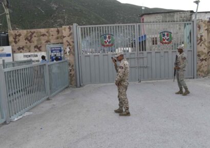 Grupo armado toma control de la aduana haitiana en Malpasse y genera crisis en la frontera con Jimaní