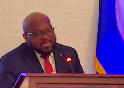 Smith Augustin urge a transformar el sistema social que alimenta la violencia en Haití