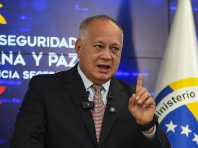 Venezuela denuncia plan terrorista contra embajadas y elecciones del domingo