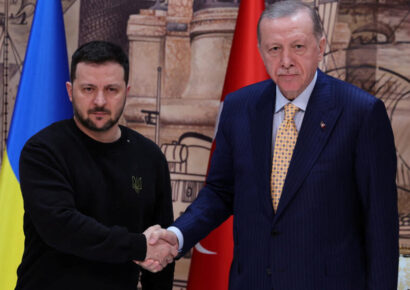 Turquía confirma la presencia de delegaciones de Rusia y EE.UU. para diálogo directo con Ucrania