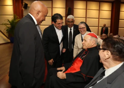 PUCMM honra el legado del cardenal López Rodríguez con una cátedra que lleva su nombre