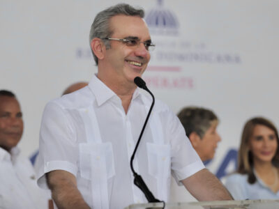 Abinader impulsa educación y empleo con inauguraciones en Constanza y Santiago este fin de semana