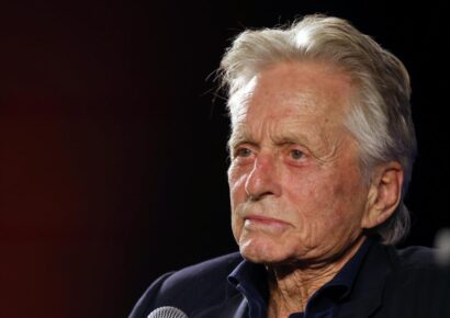 Michael Douglas critica a EE.UU.: “Me avergüenzo de mi país y pido disculpas por el caos mundial”