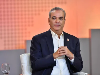 Abinader propone visita de Trump para reforzar frontera y defender política migratoria ante caos en Haití