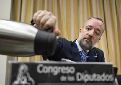 El hacker ‘Alcasec’ traspasa fronteras y hackea Migración dominicana con apoyo del español Francisco Martínez