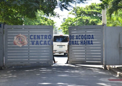 Ciudadana estadounidense fallece mientras se encontraba bajo custodia en el Centro de Retención de Haina