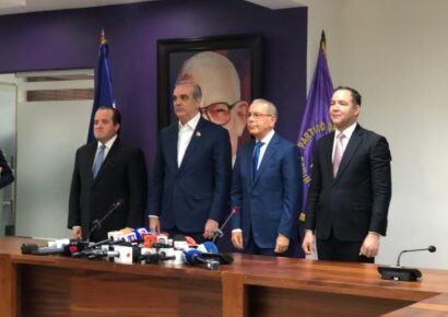 Abinader y Danilo concluyen reunión privada para dar seguimiento a crisis en Haití