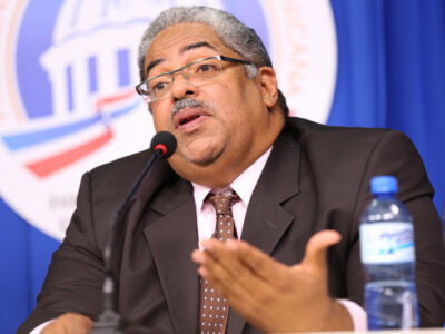 Chanel Rosa advierte: cambios en la tarifa SISALRIL deben ser aprobados por el CNSS