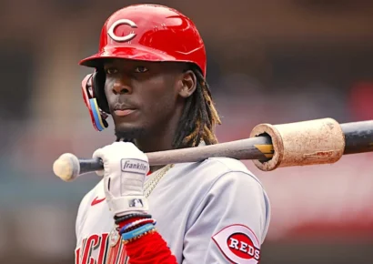 Elly de la Cruz seguirá en el terreno hasta el miércoles y luego viajará a RD tras la pérdida de su hermana