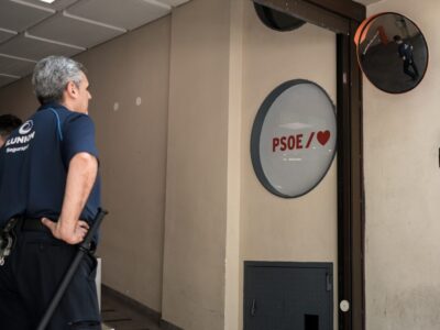 La UCO registra la sede del PSOE y el Ministerio de Transportes por orden del Supremo en el marco del caso Koldo