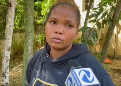 Madre desconoce hasta llegar a casa que hija fue arrastrada por cañada en Villa Mella