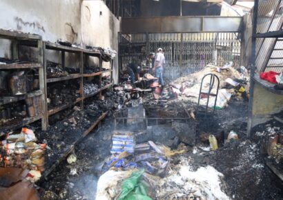 Derribarán nave calcinada en el Merca Santo Domingo para dar paso a la reconstrucción
