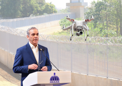 Abinader anuncia medidas por sospechas de que bandas haitianas usan drones