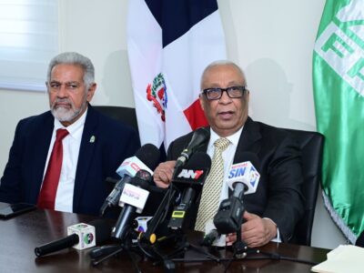 Daniel Toribio denuncia falta de transparencia en alza de precios de los combustibles