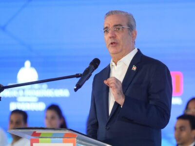 Luis Abinader defiende cierre de frontera: “Apoyamos una migración ordenada”