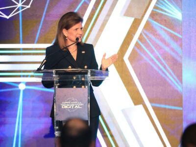 Banda ancha ya alcanza al 70 % de estudiantes, según el Gobierno