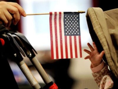 Vuelven a demandar a Trump para bloquear su orden que limita la ciudadanía por nacimiento