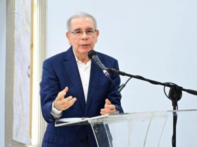 Danilo Medina convoca al PLD en Barahona: “Los que partieron están regresando con fuerza”