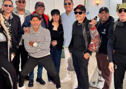 Merengueros dominicanos rinden homenaje a Rubby Pérez en Venezuela y Sergio Vargas lanza un polémico chiste