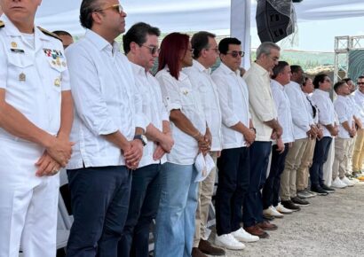 Presidente Abinader lidera inicio de construcción del Puerto Turístico en Samaná