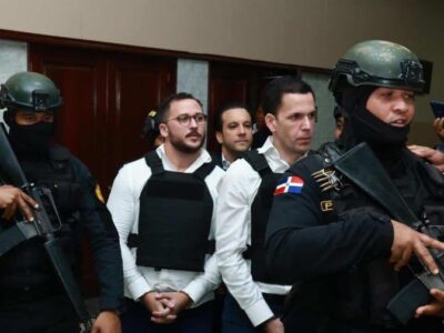 Fiscales realizan allanamientos por caso de corrupción que involucra a Hugo Beras y Jochi Gómez