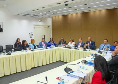 Comisión del Congreso contempla homicidio involuntario como delito menor, pese a presión social