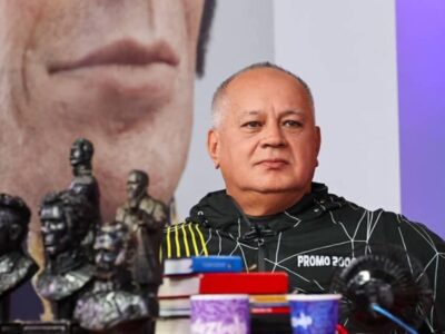 EE. UU. deporta 213 migrantes y son recibidos en Venezuela