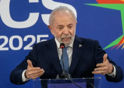 Lula afirma que intentará negociar con EE.UU. y si fracasa impondrá aranceles del 50 %