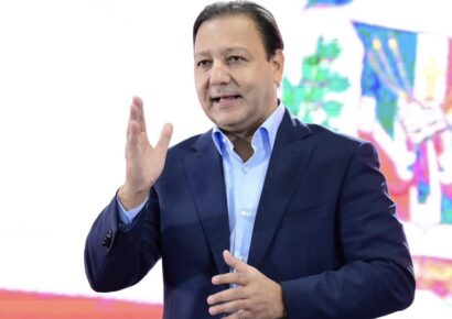 Abel Martínez critica el aumento de fideicomisos y advierte sobre privatización encubierta