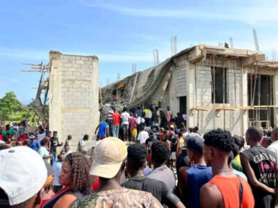 Desplome de techo en construcción en Juana Méndez causa dos muertes y deja dos heridos