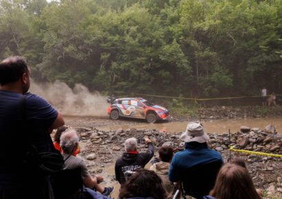 Dos muertos y un herido grave tras accidente en rally en Francia