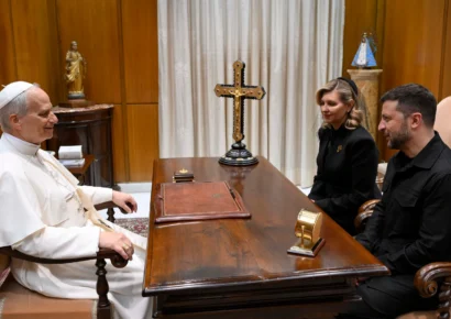 El Papa León XIV recibe al presidente de Ucrania, Volodímir Zelenski, en Castel Gandolfo