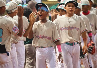 Dominicana arrolla 25-0 a Sudáfrica con juego sin hits en el Mundial U12 de Béisbol