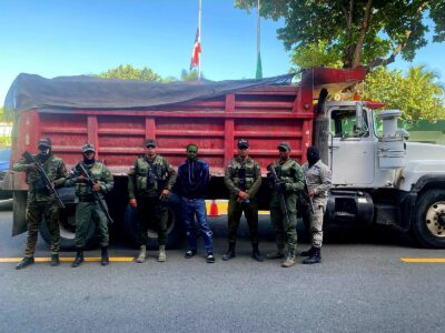 SENPA y Medio Ambiente intensifican operativos por extracción ilegal en Peravia y San Cristóbal