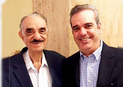 Presidente Abinader recuerda a su padre y felicita a los padres dominicanos en su día