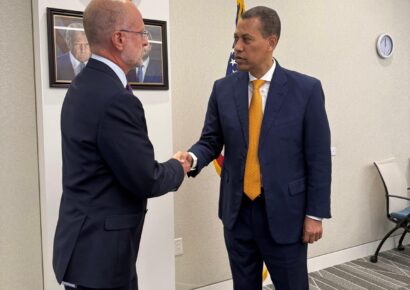 Indotel y la FCC estrechan lazos para impulsar conectividad y transformación digital