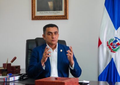 El diputado del Parlacen Jesús Batista Suriel pide solución para el acceso a medicamentos de alto costo