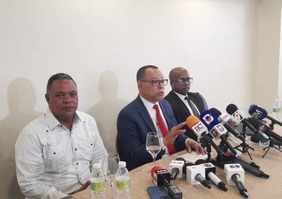 Dekolor niega haber manejado fondos públicos en licencias de conducir y rechaza acusaciones del Intrant