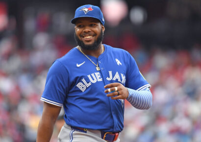 Vladimir Guerrero Jr. lidera a Azulejos en su octava victoria consecutiva