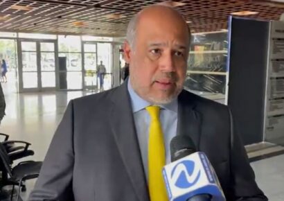 Defensa de Pumarol presentó documentos médicos contradictorios, según abogado