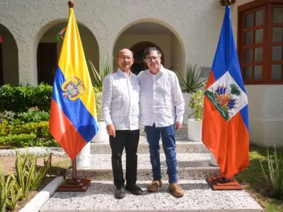 Gustavo Petro visita Haití para reforzar cooperación en seguridad y formación militar