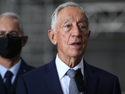 Presidente de Portugal frena reforma migratoria que restringe reagrupación familiar y la envía al Tribunal Constitucional