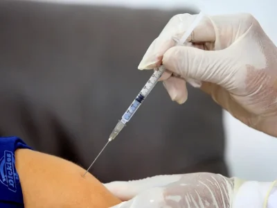 Brasil autoriza ensayos en humanos de la primera vacuna nacional contra la gripe aviar